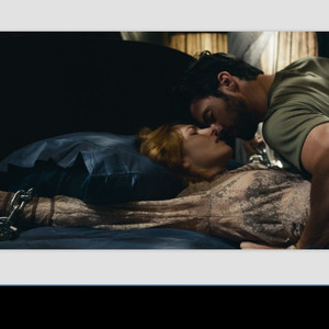 免费看裸体美女www
